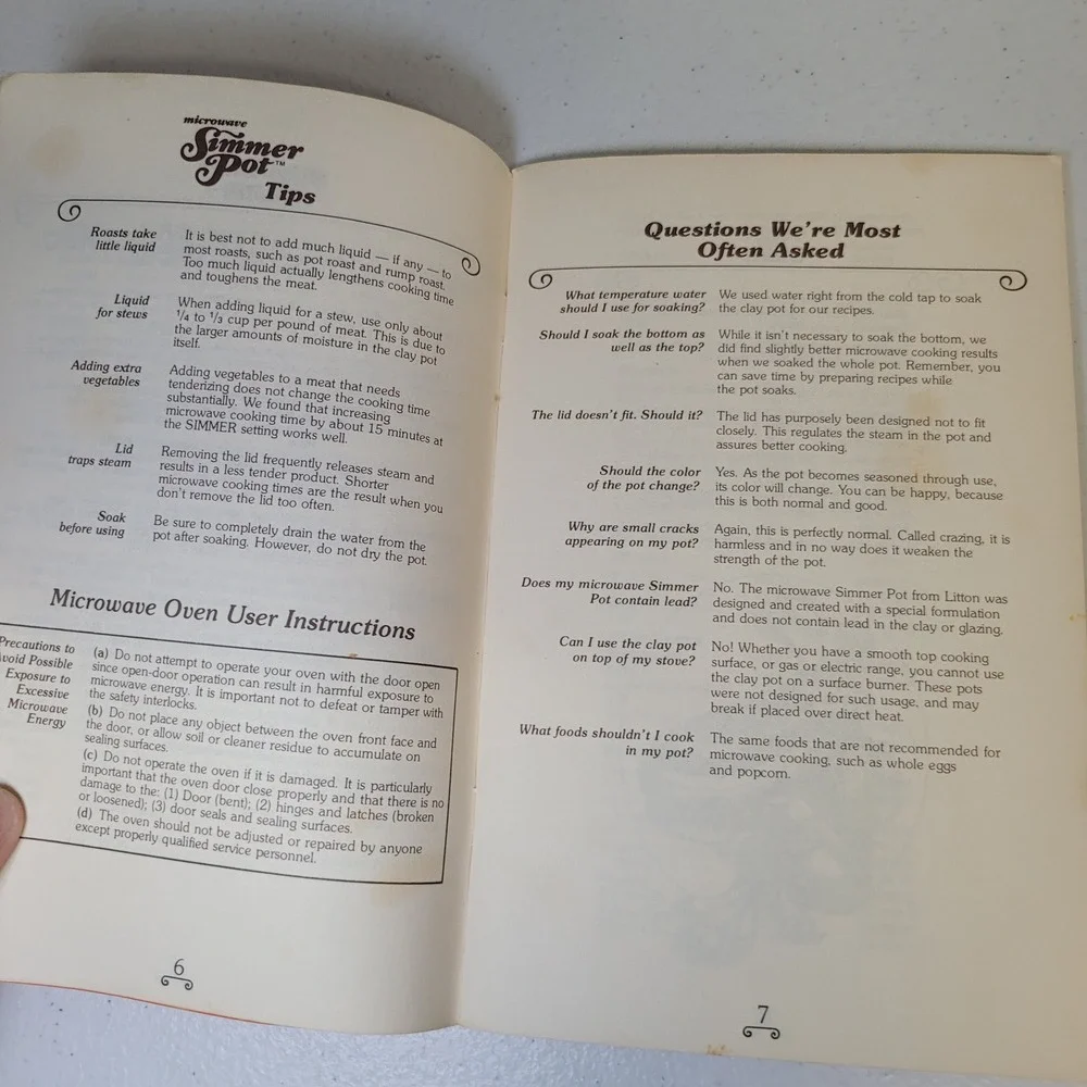 Microwave‎ Simmer Pot Cookbook from Litton 1977 Vintage Recipes Softcover